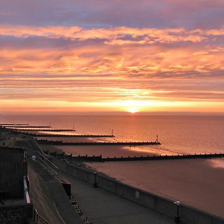 Sea View 3 Promenade Villa Sheringham Luaran gambar